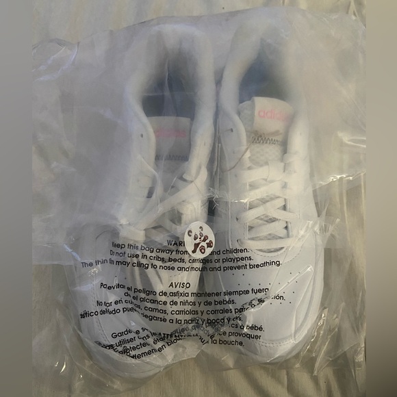 👟 NIP WOMENS ADIDAS SIZE 6 - Picture 6 of 10